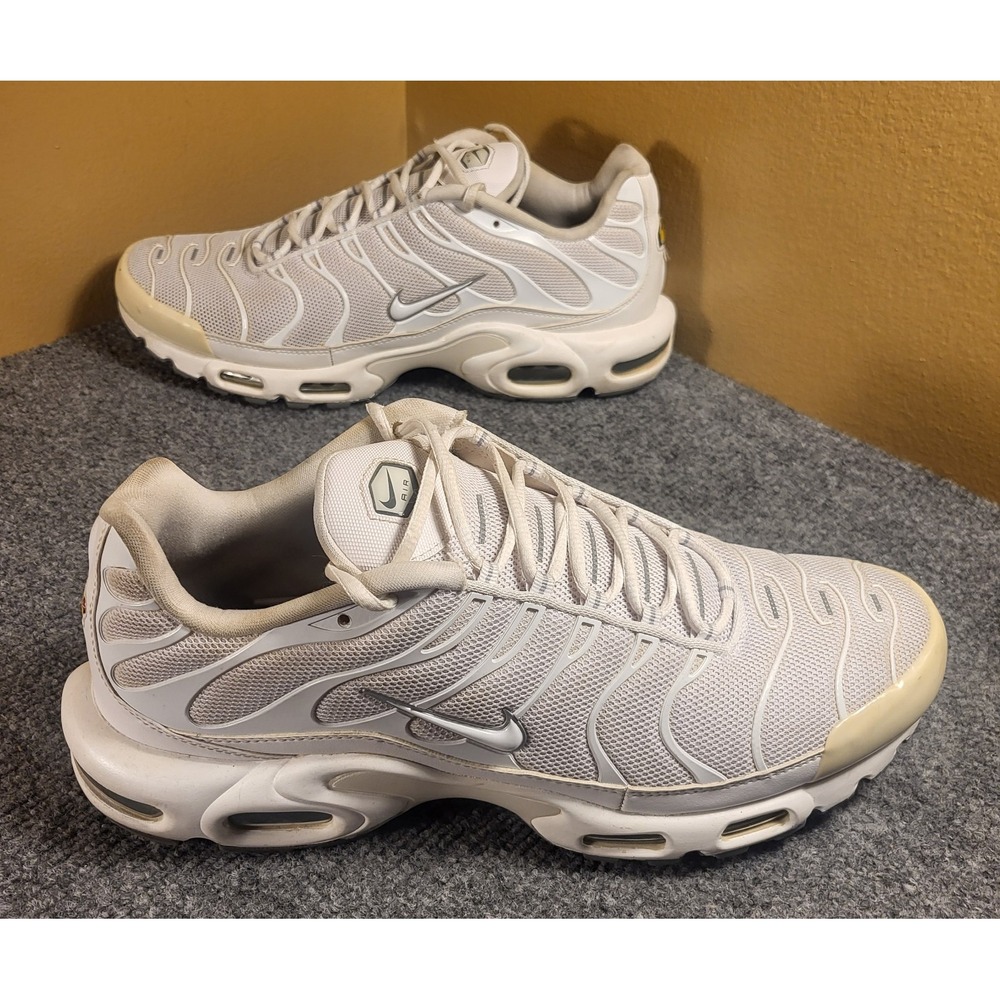 Nike Air Max Plus Triple White Running Shoes (604133-139) Men's Size 13